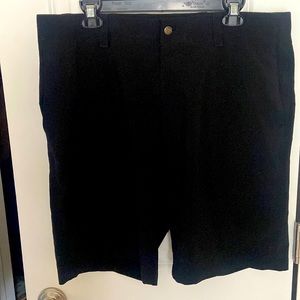 Callaway Mens Golf Shorts size 36 Black